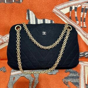 CHANEL ❤️🌟 CIRCA 1960s COLLECTION PIECE KISS-LOCK JERSEY CHEVRON VINTAGE BAG ⭐️